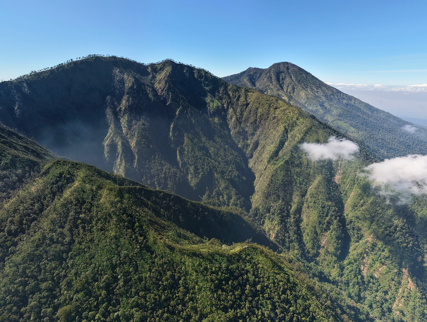 Gunung Kawinajang